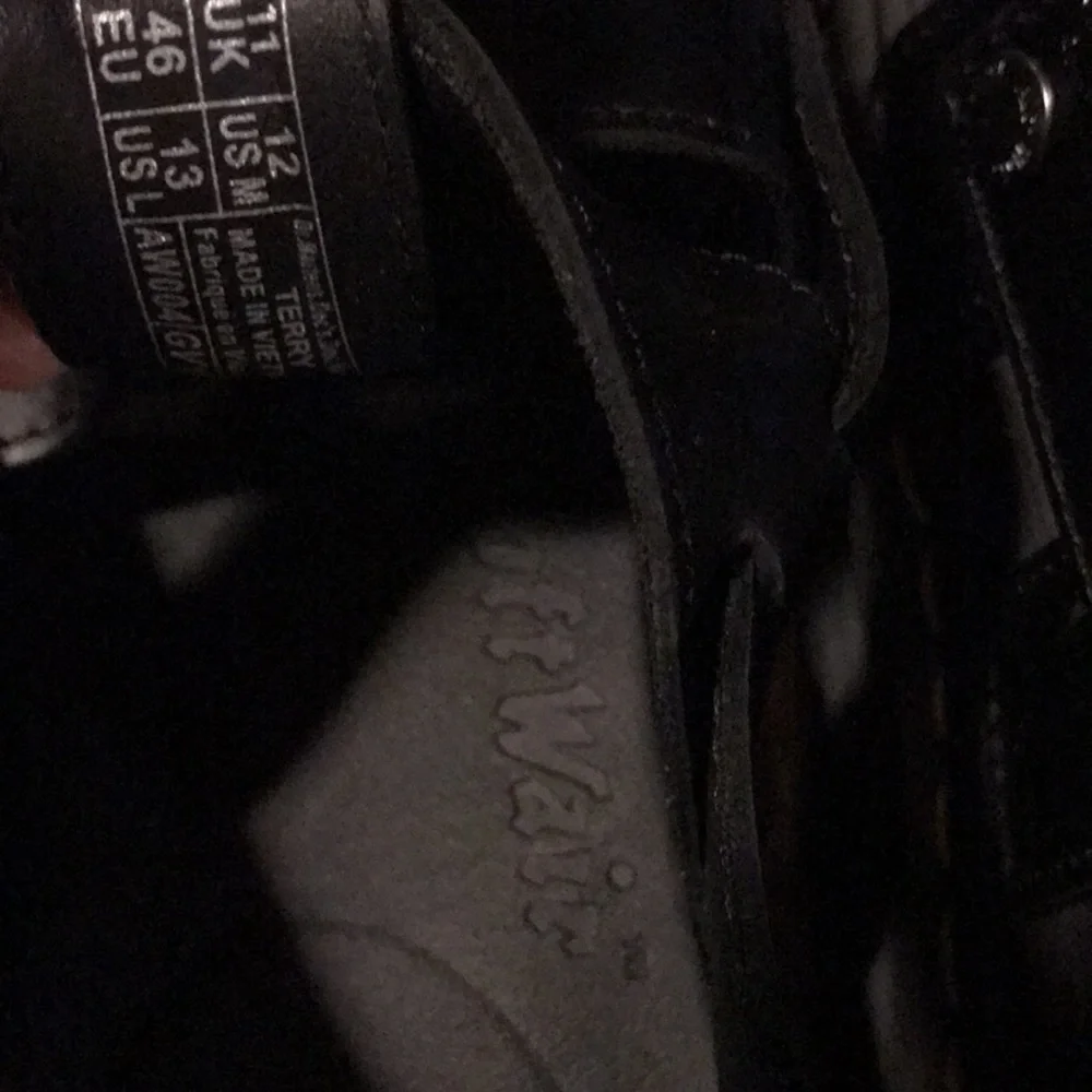 New Dr Martens Terry Sandal 12 or 13 black sandals